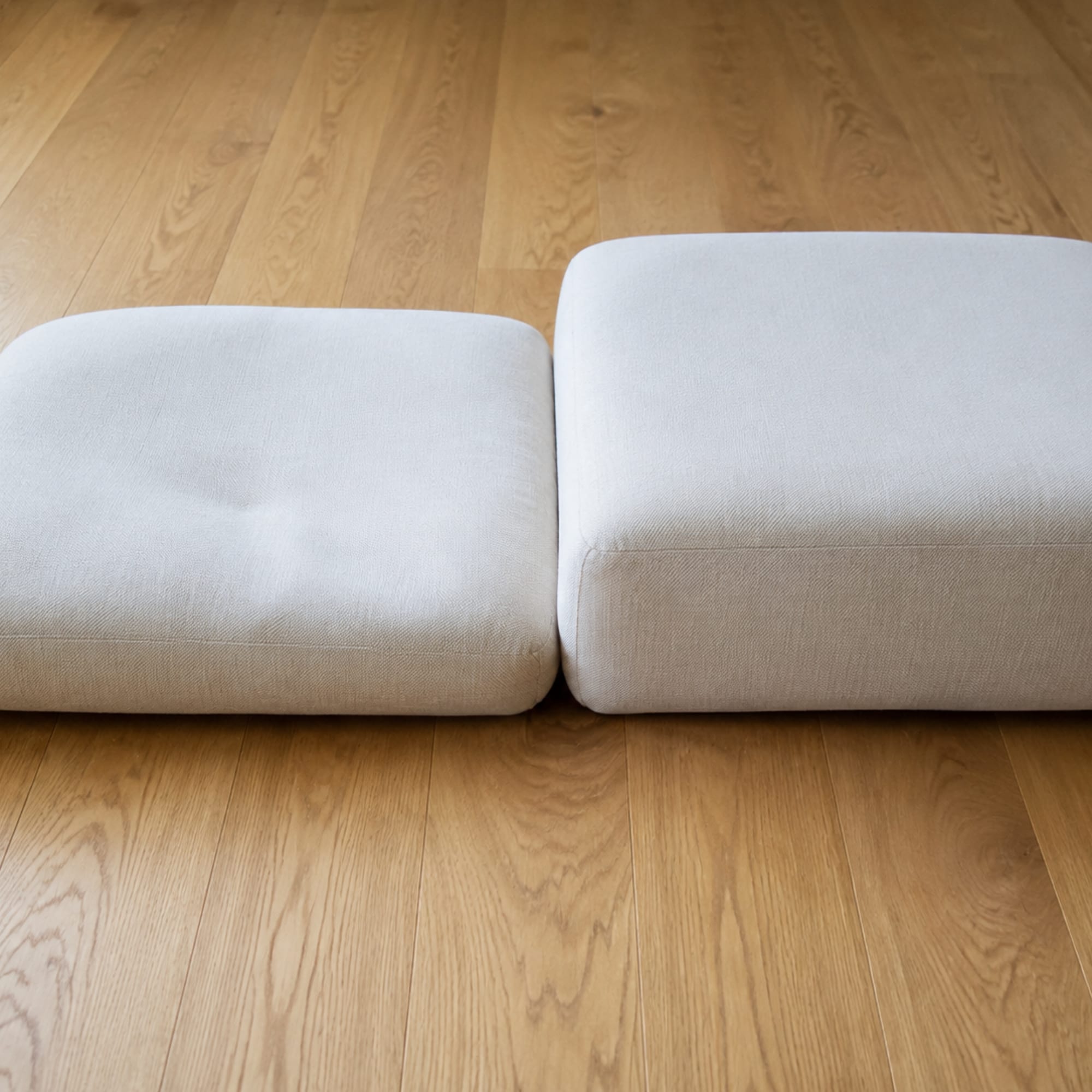 How to Choose a Sofa Color That Will Still Be That Color
